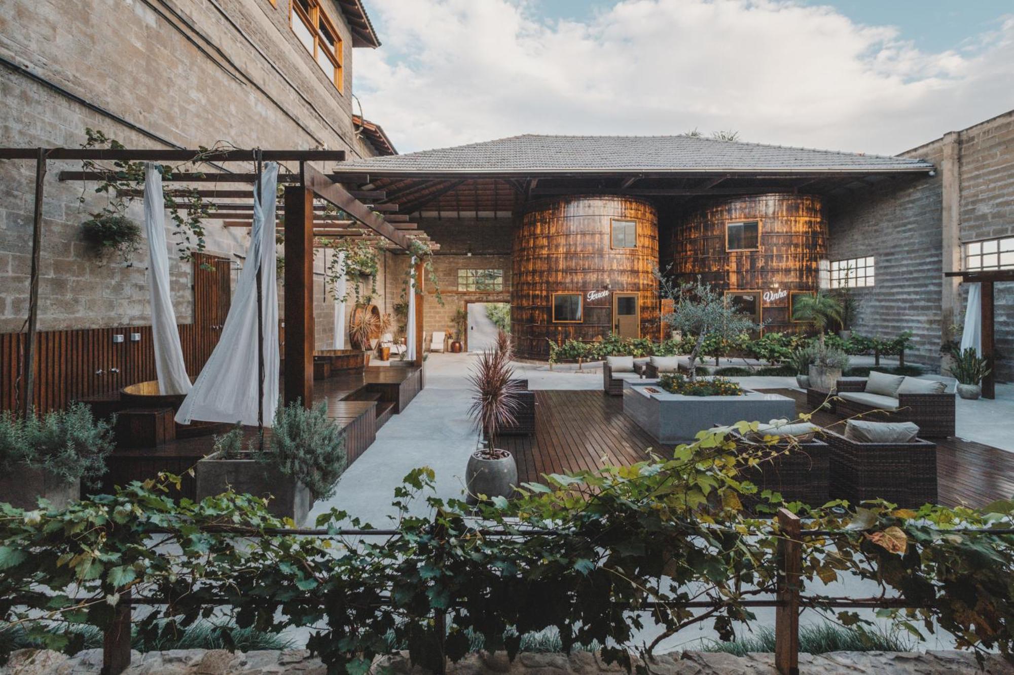 Villa Vinicolla Hospedagem Conceito เบงโต กองซัลเวส ภายนอก รูปภาพ