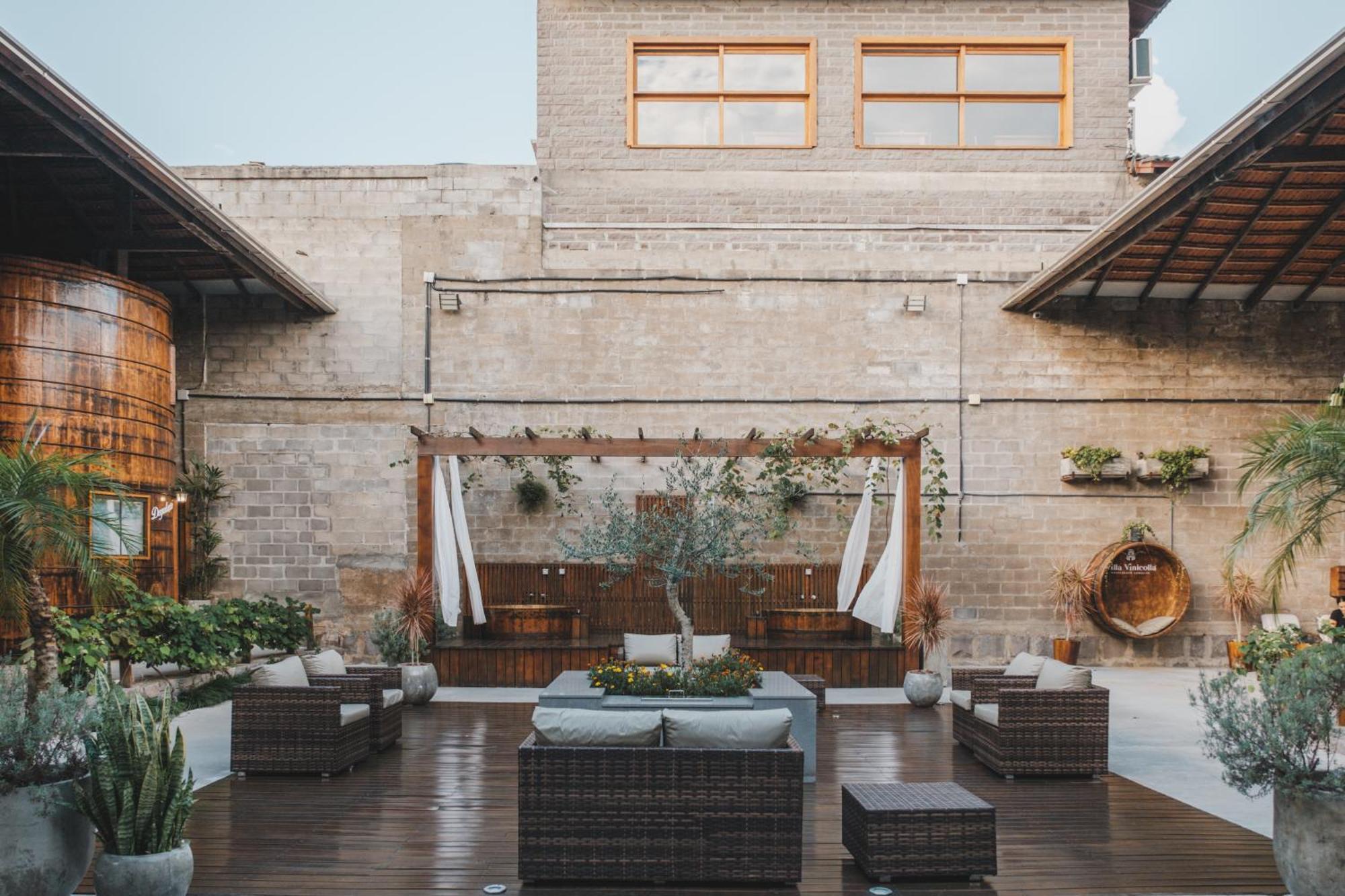 Villa Vinicolla Hospedagem Conceito เบงโต กองซัลเวส ภายนอก รูปภาพ