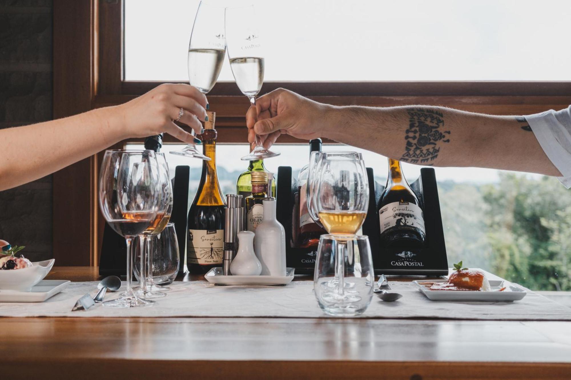 Villa Vinicolla Hospedagem Conceito เบงโต กองซัลเวส ภายนอก รูปภาพ